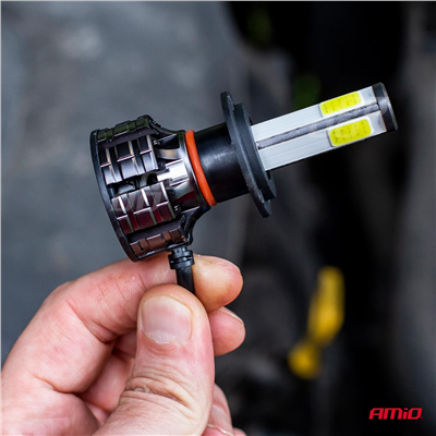 LED žiarovky hlavného svietenia H4 COB 4Side AMiO