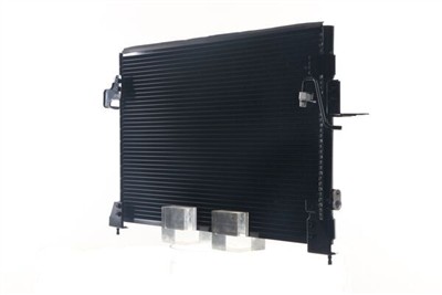 MAHLE ORIGINAL AC 676 000S Číslo výrobce: 351318001. EAN: 4057635025621.
