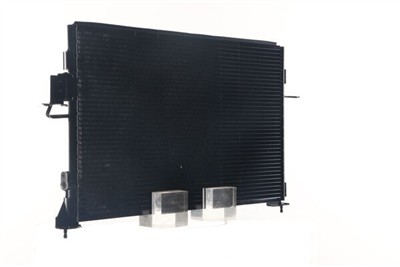 MAHLE ORIGINAL AC 676 000S Číslo výrobce: 351318001. EAN: 4057635025621.