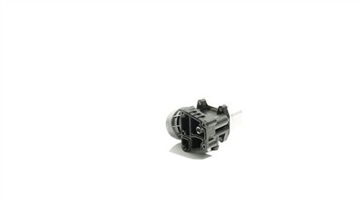MAHLE ORIGINAL CLC 465 000S Číslo výrobce: 72587243. EAN: 4057635256995.