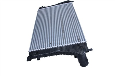 MAXGEAR AC630047 EAN: 5903766369914.